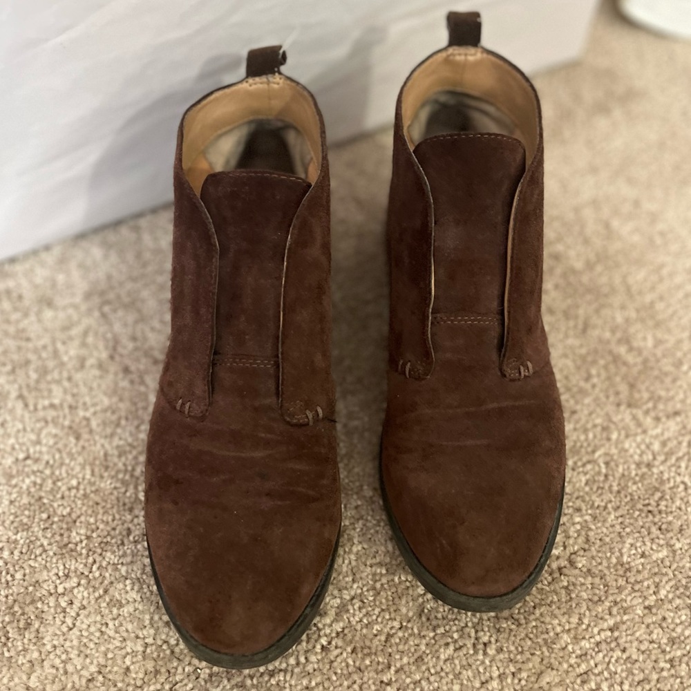 Franco Sarto Isolde Brown Suede Leather Ankle Slip On Boots SIZE 8M